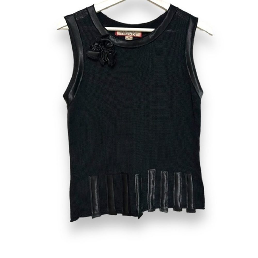 beyond threads M Peru knit sleeveless sweater cotton rosette applique satin trim